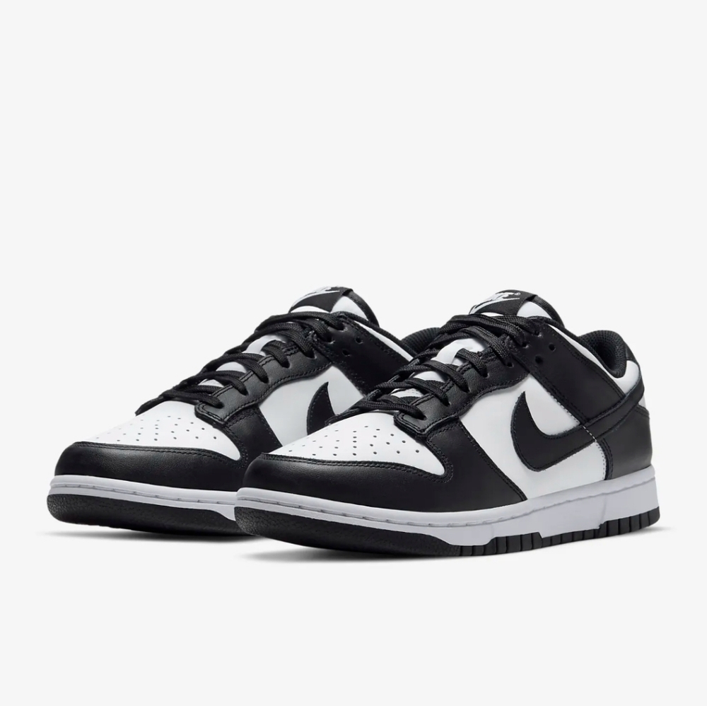 Nike Black and White Sneakers